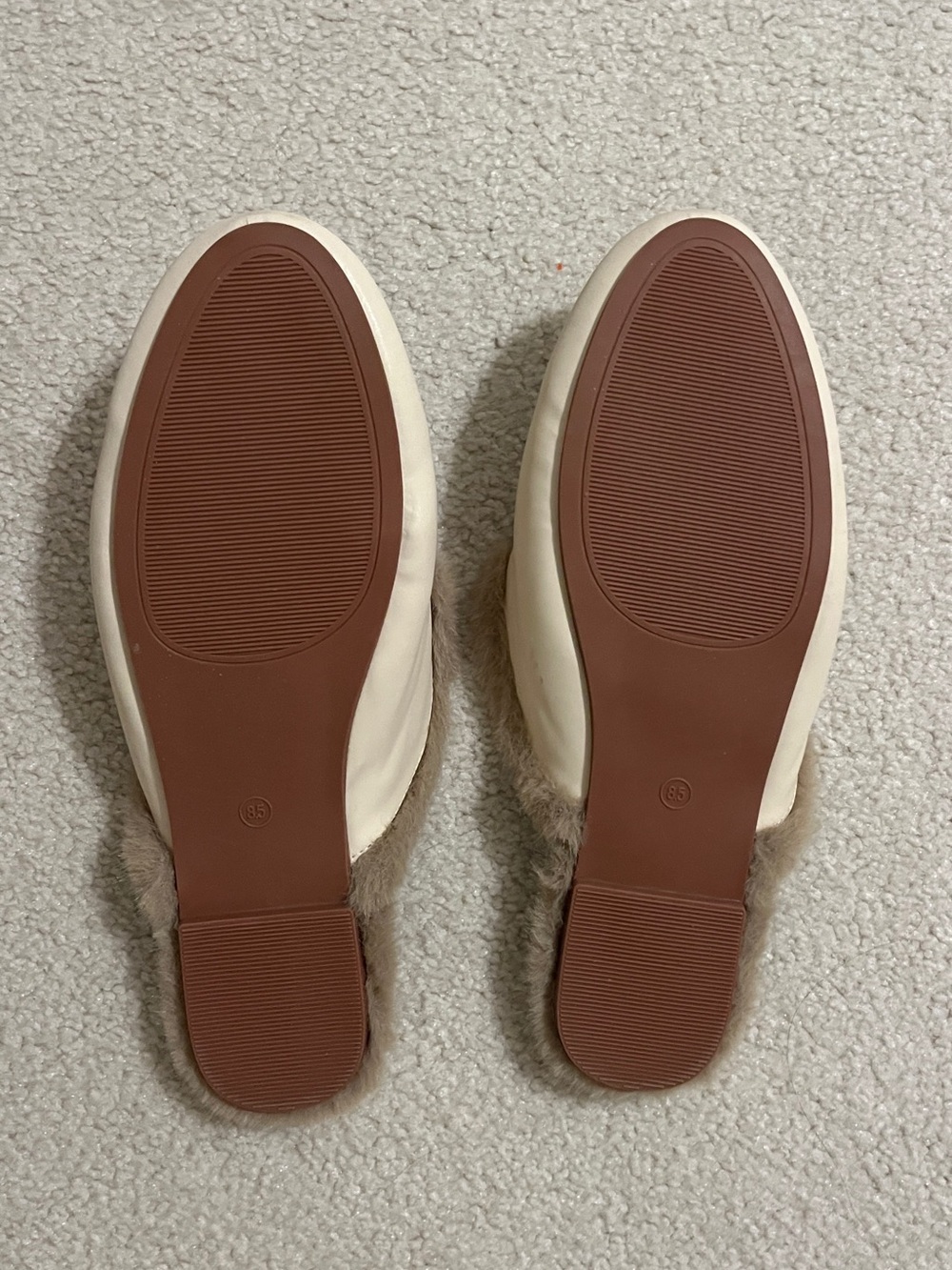 Women's Cream Slip-On Fur-Lined Flats